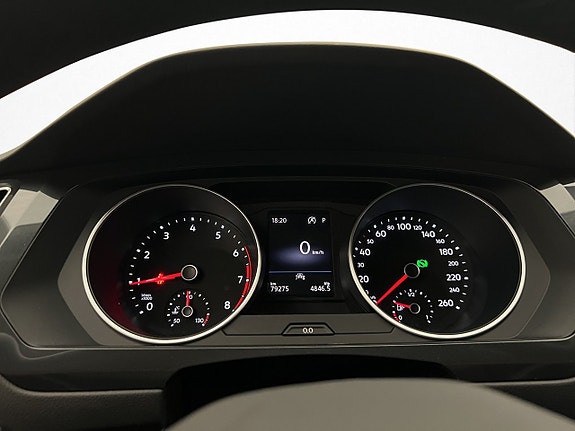 Volkswagen Tiguan 18 of 30