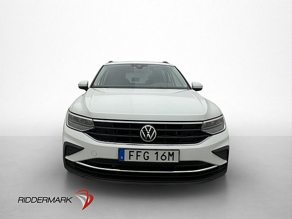 Volkswagen Tiguan 2 of 30