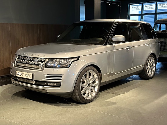 Land Rover Range Rover 2 of 30