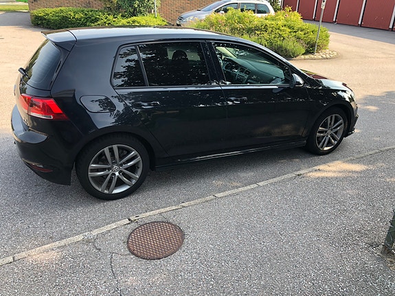 Volkswagen Golf VII 6 of 7