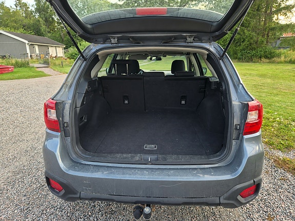 Subaru Outback 9 of 9