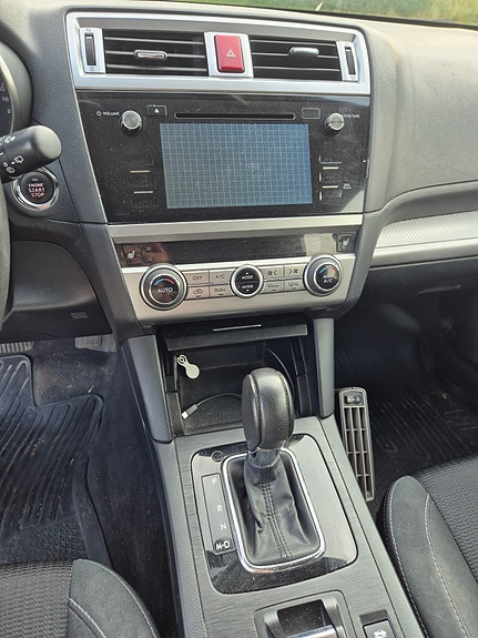 Subaru Outback 3 of 9