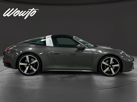 Porsche 911 Targa 4S 3 of 15