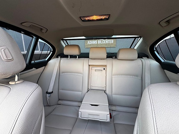 BMW 520d 16 of 26