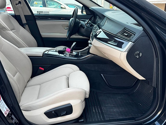 BMW 520d 18 of 26