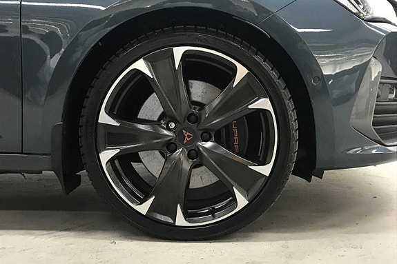Cupra Leon 11 of 24
