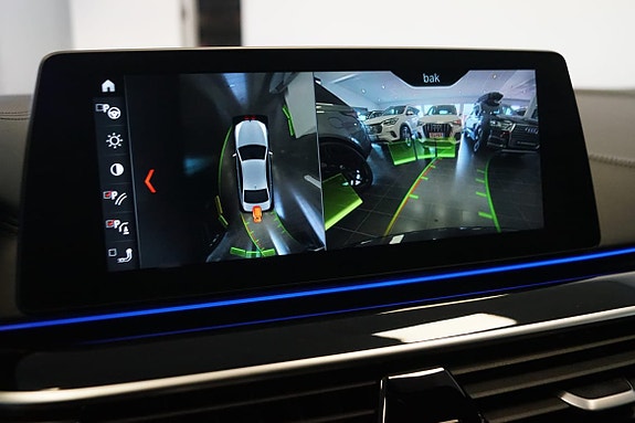 BMW M550i 17 of 30