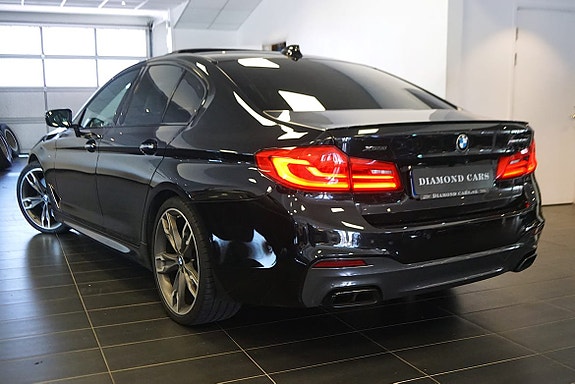 BMW M550i 7 of 30