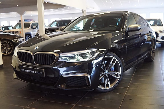 BMW M550i 4 of 30