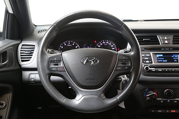 Hyundai i20 14 of 23