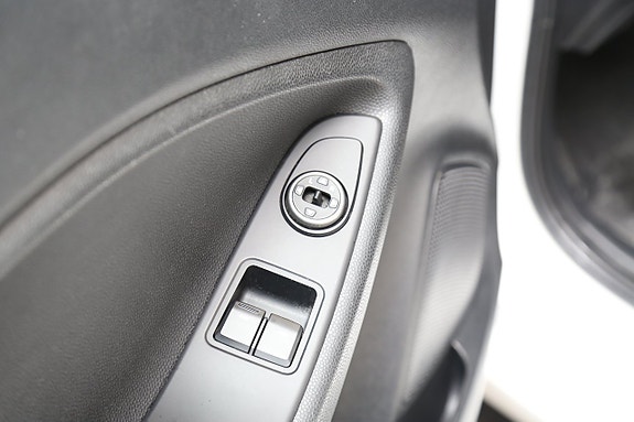 Hyundai i20 11 of 23