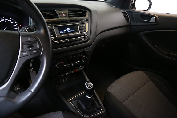 Hyundai i20 17 of 23
