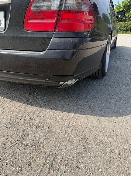 Mercedes-Benz E200 9 of 9