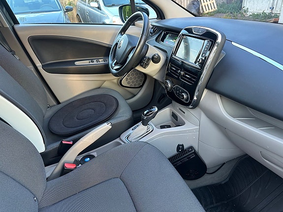 Renault Zoe 7 of 14