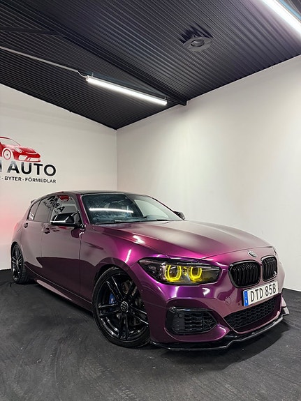 BMW M140i 4 of 27
