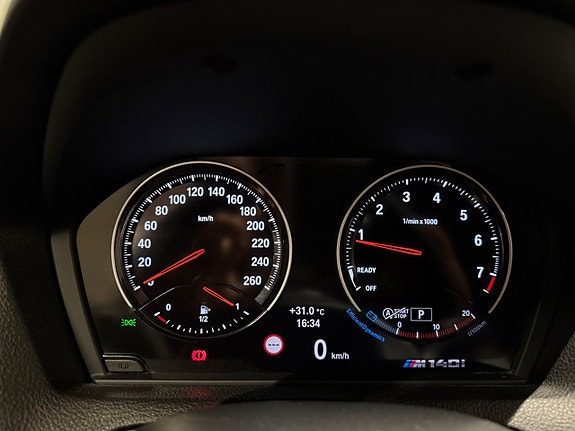 BMW M140i 19 of 27