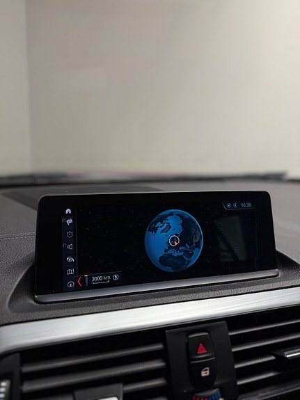 BMW M140i 24 of 27