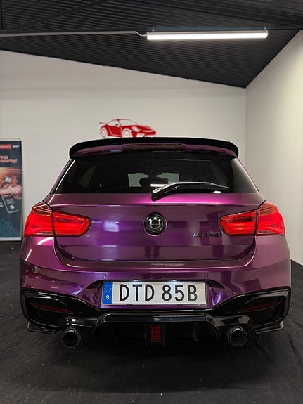 BMW M140i 9 of 27