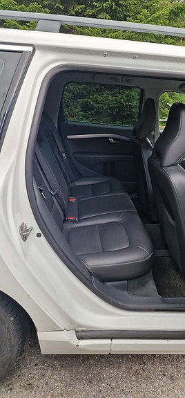Volvo V70 5 of 5