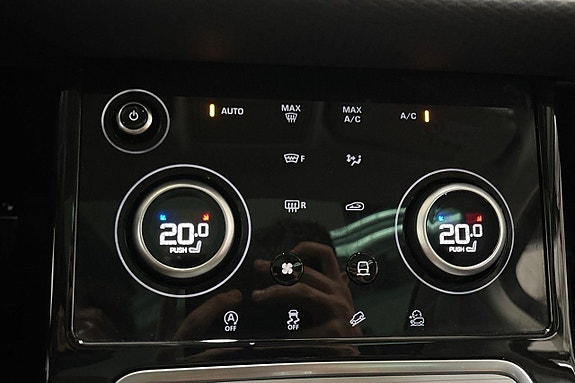 Land Rover Range Rover Evoque 27 of 30