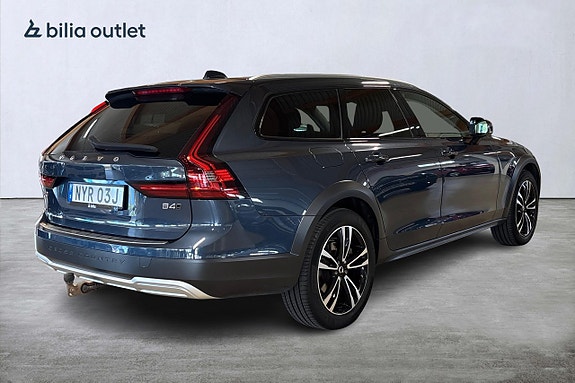 Volvo V90 Cross Country 9 of 26