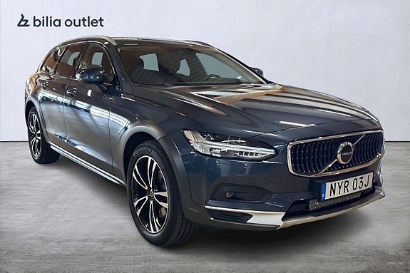 Volvo V90 Cross Country 4 of 26