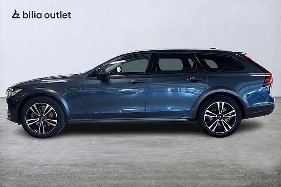 Volvo V90 Cross Country 6 of 26
