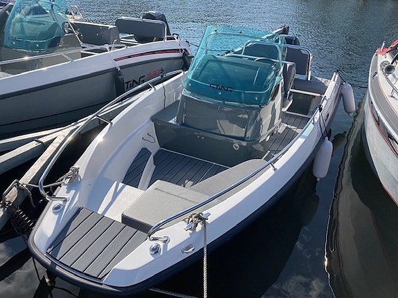 Sting 485 S NY -22 Mercury F60 -26 5 års garanti 8 of 8