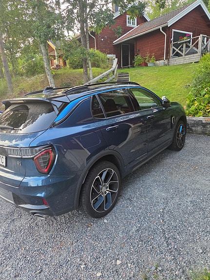 Lynk & Co 01 3 of 4
