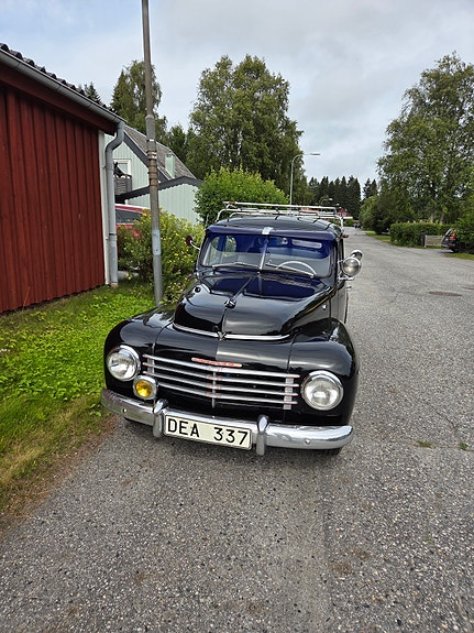 Volvo PV 2 of 3
