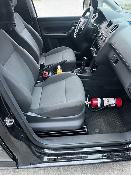 Volkswagen Caddy Maxi 8 of 10