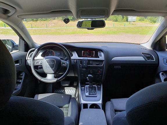 Audi A4 10 of 10