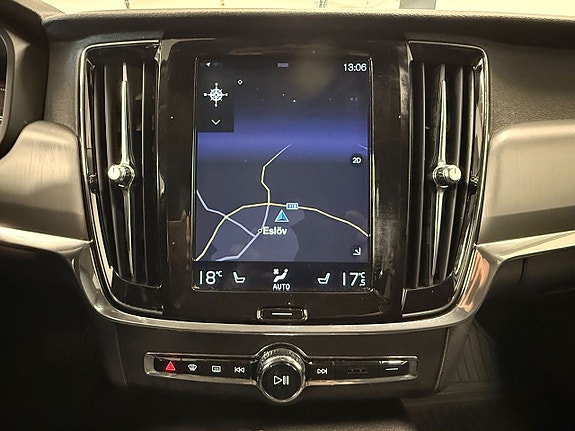 Volvo V90 20 of 27