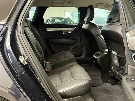 Volvo V90 14 of 27