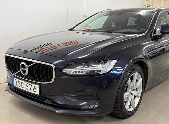 Volvo V90 2 of 27