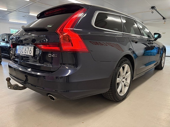 Volvo V90 12 of 27
