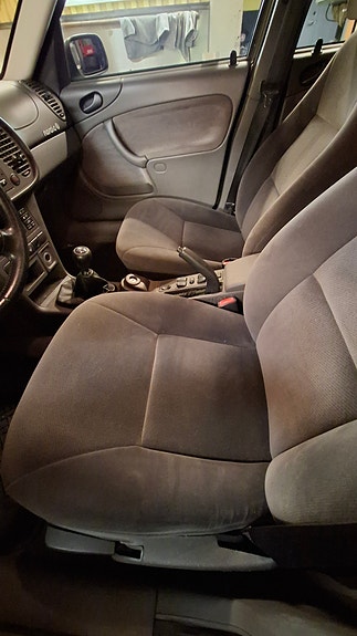 Saab 9-3 11 of 16