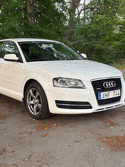 Audi A3 2 of 11