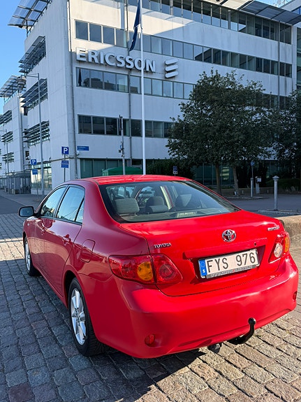 Toyota Corolla 6 of 8
