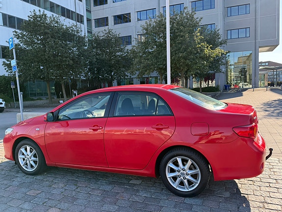 Toyota Corolla 5 of 8