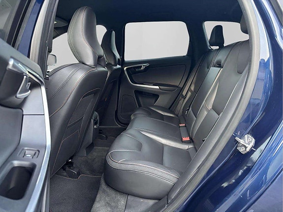 Volvo XC60 20 of 26