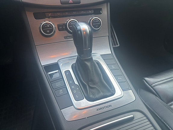 Volkswagen Passat 18 of 18