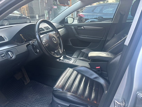 Volkswagen Passat 10 of 18