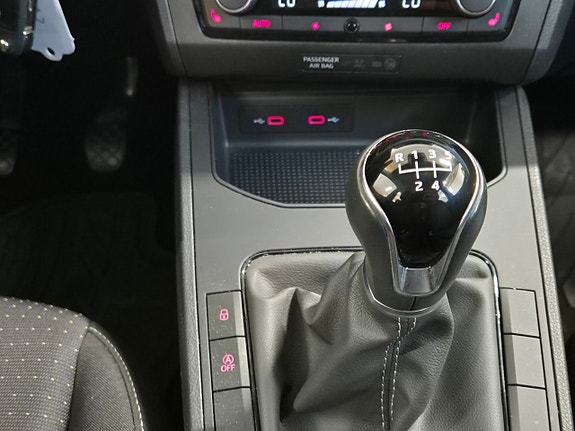 Seat Ibiza 16 of 23