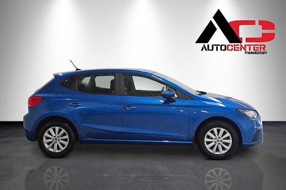 Seat Ibiza 2 of 23