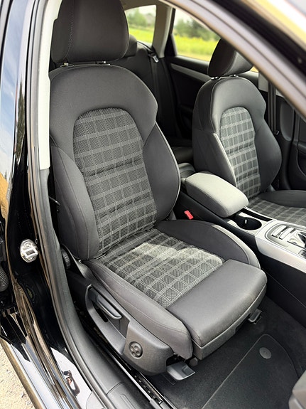 Audi A4 12 of 17