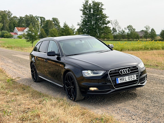 Audi A4 3 of 17