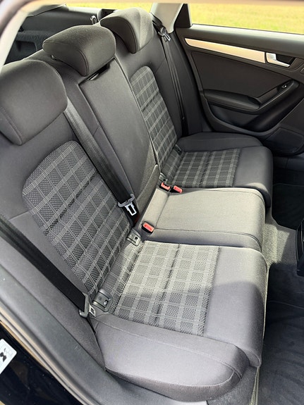 Audi A4 14 of 17