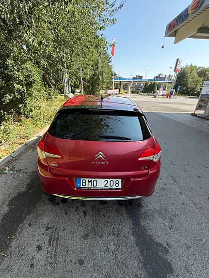 Citroen C4 5 of 12