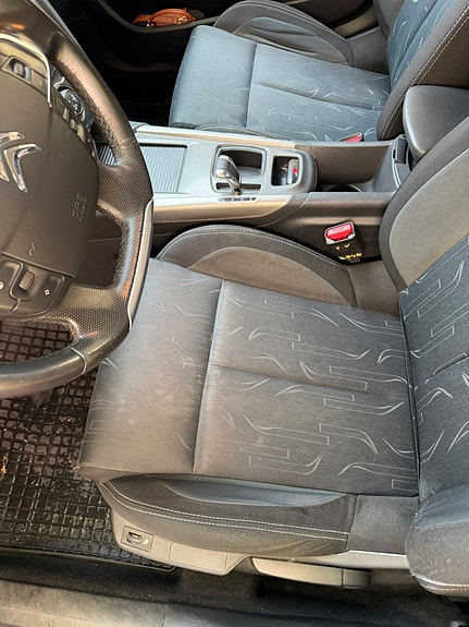 Citroen C4 9 of 12